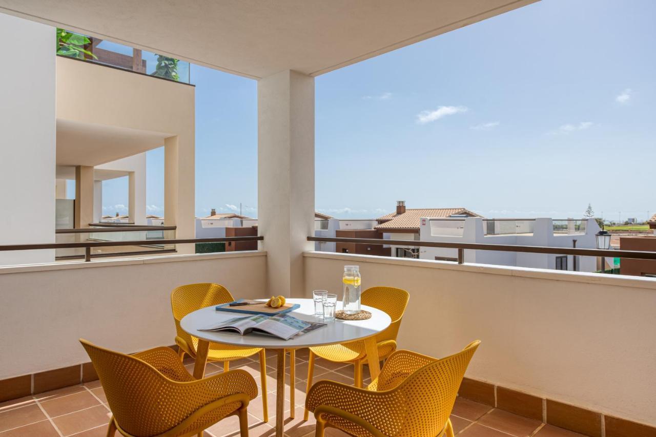 Homeforguest Apartamento En Residencia De Lujo Con Terraza Y Piscina La Guirra Bagian luar foto
