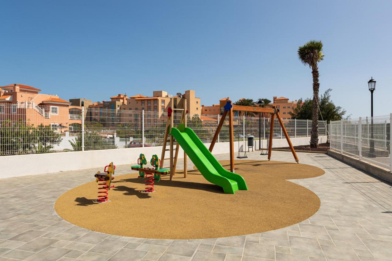 Homeforguest Apartamento En Residencia De Lujo Con Terraza Y Piscina La Guirra Bagian luar foto