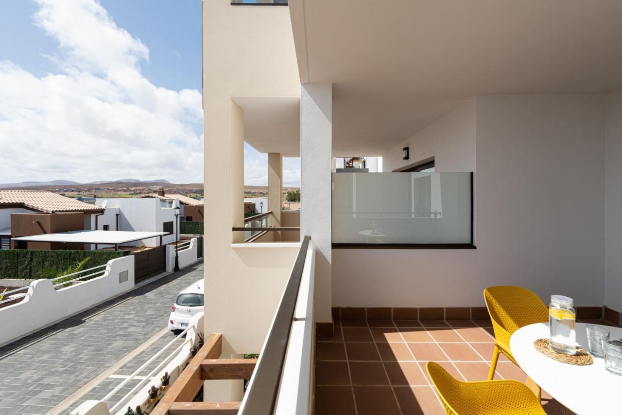 Homeforguest Apartamento En Residencia De Lujo Con Terraza Y Piscina La Guirra Bagian luar foto